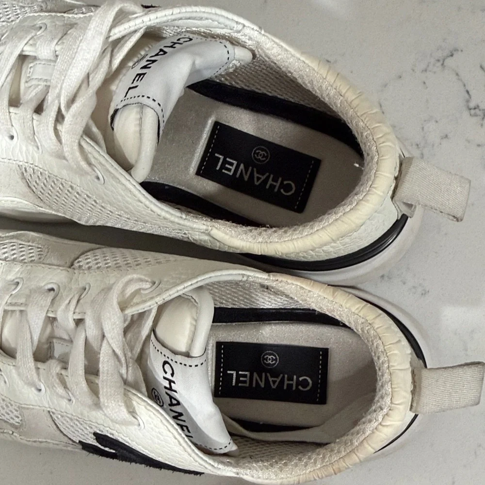 CHANEL Women's Cream and Black Sneakers Size 37.5